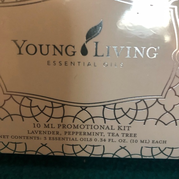 Young Living Essential Oils 3 Oil 10ml Promotional Kit - Picture 2 of 9